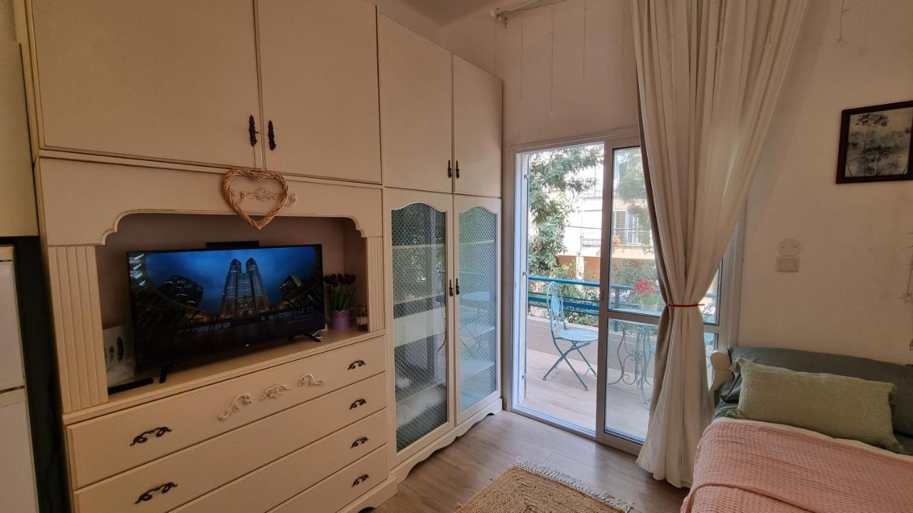 Lovely Studio With Balcony Rehovot Exterior foto